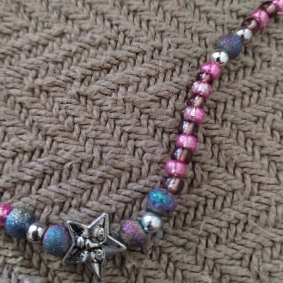 SALE: Versatile Beaded Costume Necklace with Star & Shell Charms - Picture 4 of 7